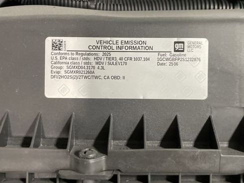 Used 2025 Chevrolet Express 2500 Extended w/ Communications Package image 29