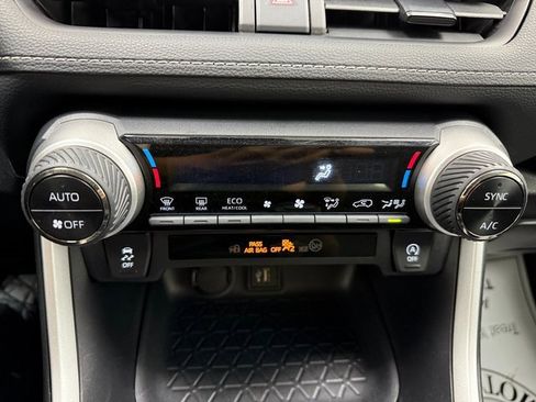 Used 2024 Toyota RAV4 XLE image 19