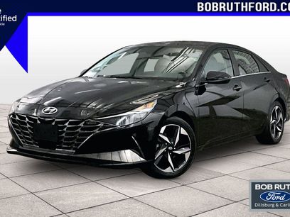 Used 2021 Hyundai Elantra SEL w/ Convenience + Premium Package