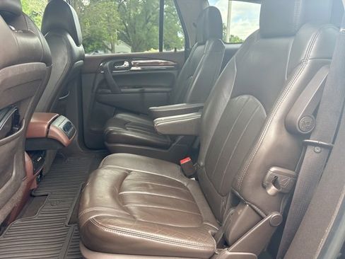Used 2014 Buick Enclave Premium w/ Trailering Provision Package image 14