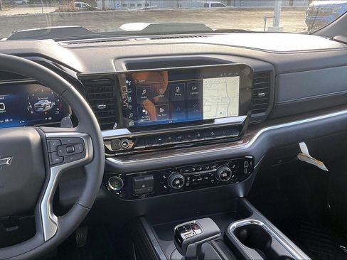 New 2026 Chevrolet Silverado 1500 LT Trail Boss w/ Convenience Package II image 6