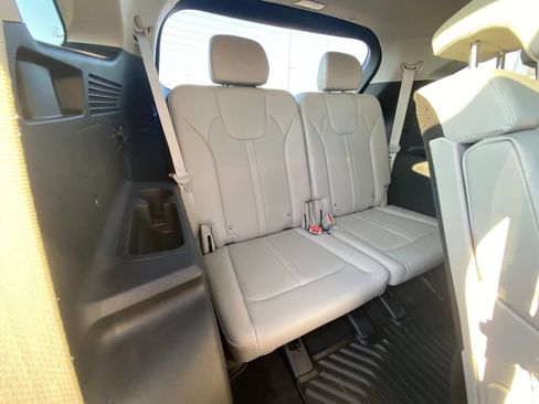 Certified 2026 Kia Sorento S w/ S Panoramic Sunroof Package FWD image 24