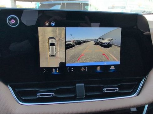 New 2026 Chevrolet Equinox ACTIV w/ Safety and Technology Package image 22