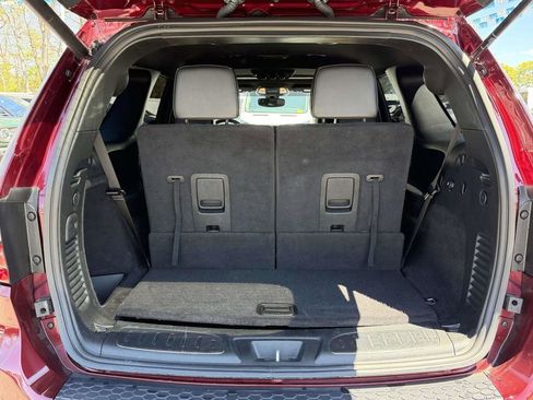 Certified 2022 Dodge Durango R/T w/ Blacktop Package AWD/4WD image 18