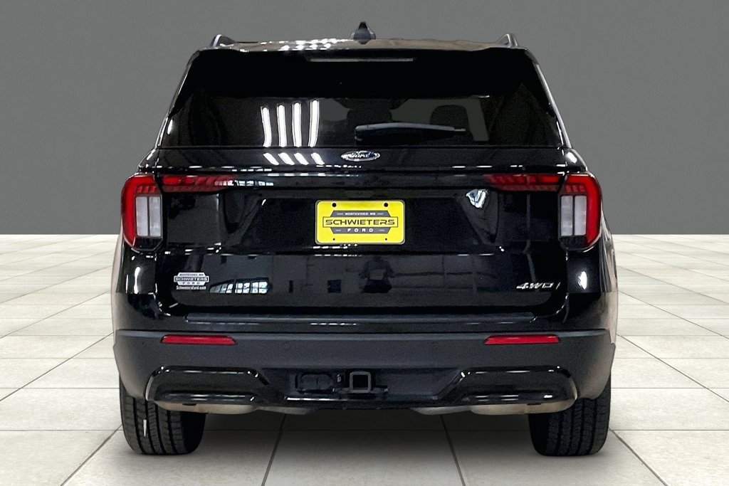 Certified 2025 Ford Explorer ST-Line w/ ST-Line Street Pack AWD/4WD image 4