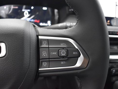 Used 2024 Jeep Compass Limited image 21