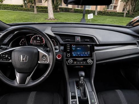 Used 2019 Honda Civic Sport image 15