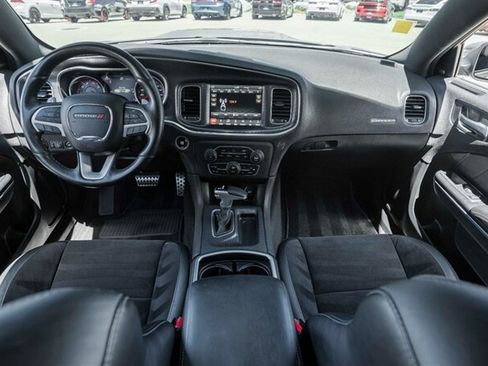 Used 2018 Dodge Charger R/T Scat Pack RWD image 24