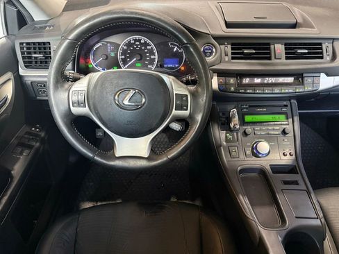 Used 2012 Lexus CT 200h Premium FWD image 10