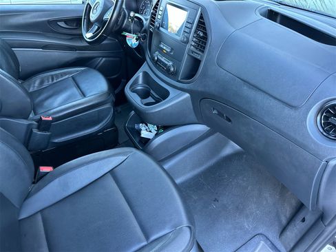 Used 2022 Mercedes-Benz Metris Cargo image 17