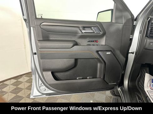 Used 2024 GMC Sierra 1500 AT4 w/ Technology Package AWD/4WD image 15