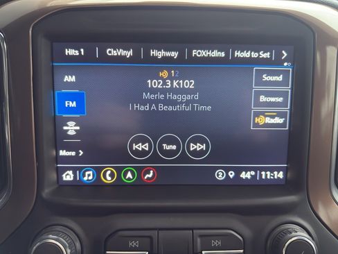 Used 2021 Chevrolet Silverado 1500 High Country w/ Technology Package image 27