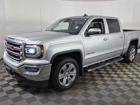 Used 2017 GMC Sierra 1500 SLT AWD/4WD image 9