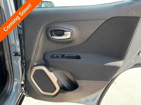 Used 2017 Jeep Renegade Sport w/ Power & Air Group AWD/4WD image 34
