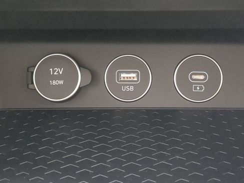 Certified 2025 Genesis G70 2.5T image 12