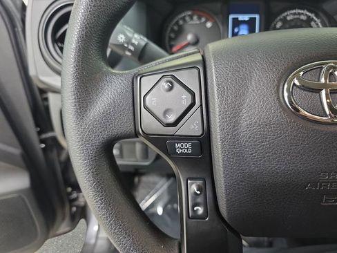 Used 2022 Toyota Tacoma SR w/ SR Convenience Package image 14