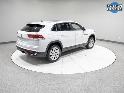 Used 2021 Volkswagen Atlas Cross Sport SE w/ Panoramic Sunroof Package image 30