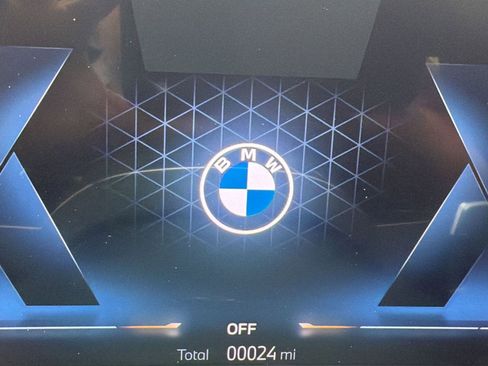 New 2026 BMW 740i w/ Premium Package RWD image 23
