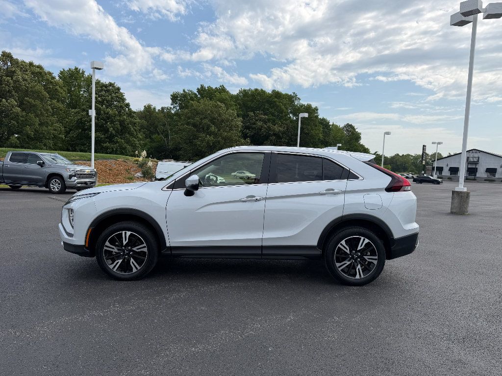 Used 2025 Mitsubishi Eclipse Cross SE AWD/4WD image 4