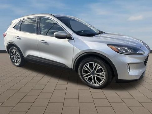 Used 2020 Ford Escape SEL image 9