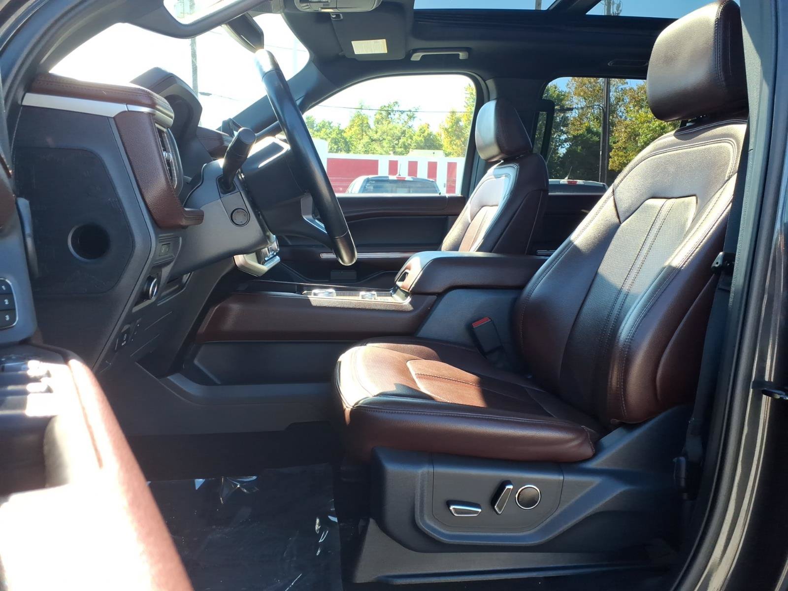 Certified 2024 Ford Expedition Limited AWD/4WD image 22