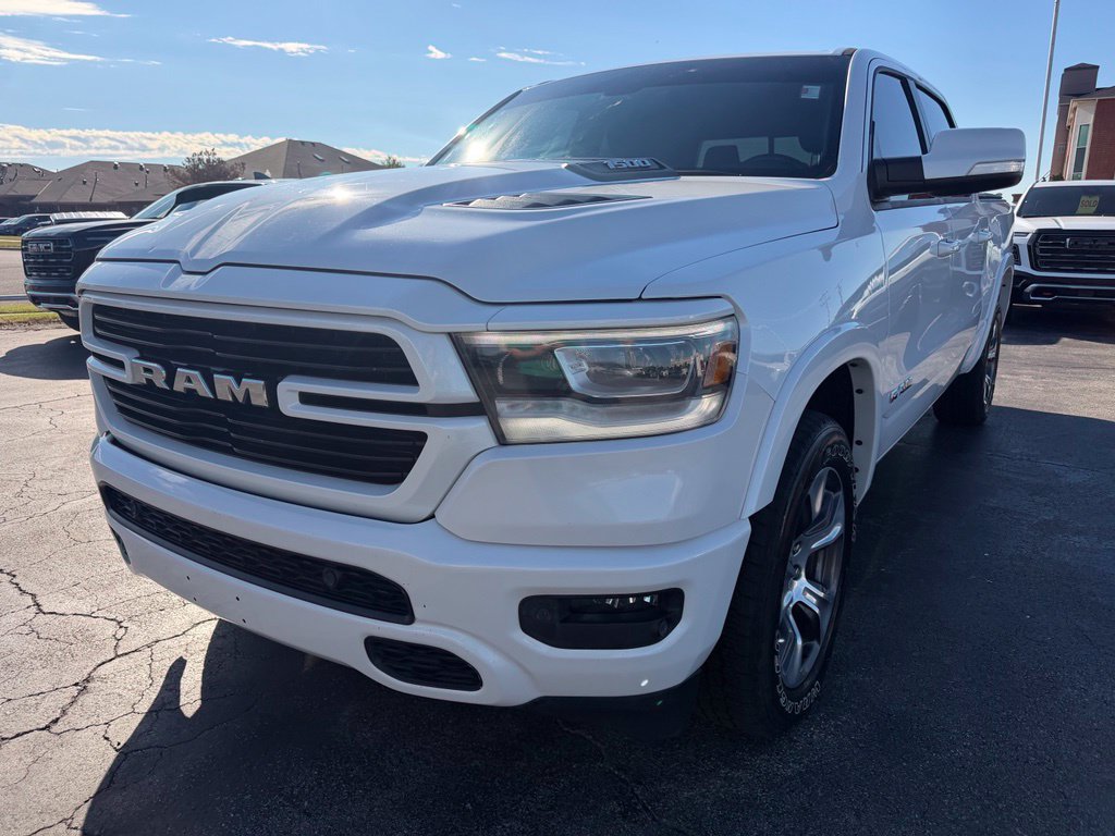 Used 2019 RAM 1500 Laramie w/ Sport Appearance Package AWD/4WD image 10