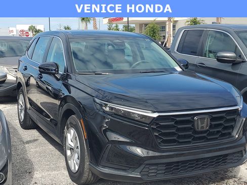 Used 2023 Honda CR-V LX image 1
