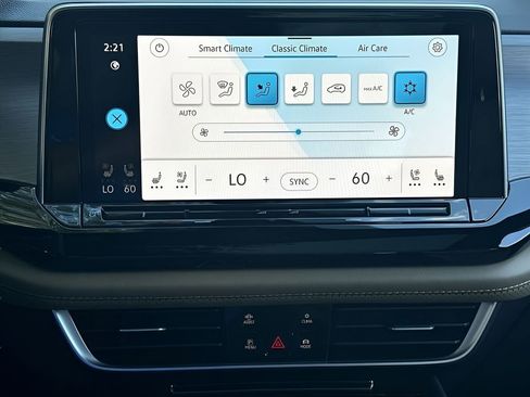 New 2026 Volkswagen Atlas Cross Sport SE image 19