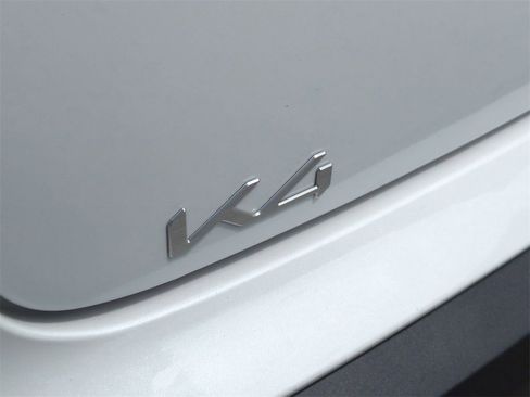 Certified 2025 Kia K4 LXS image 30