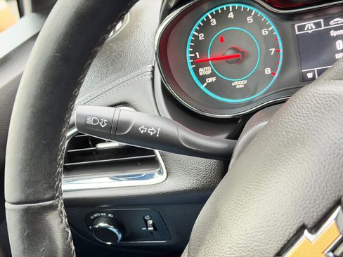 Used 2017 Chevrolet Cruze Premier image 63