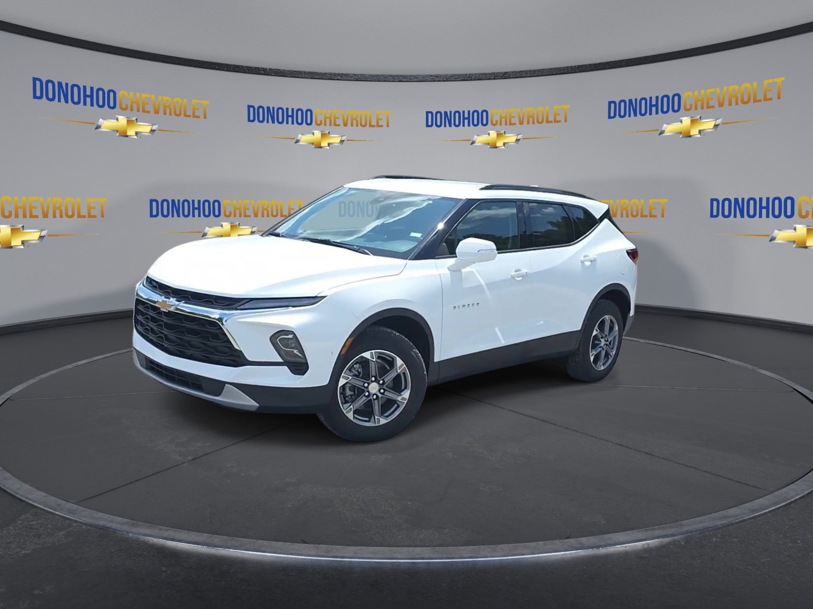 New 2026 Chevrolet Blazer LT FWD image 4