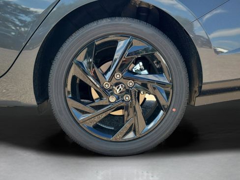 New 2026 Hyundai Elantra SEL Sport image 5