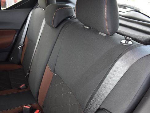 Used 2020 Nissan Kicks SR image 46