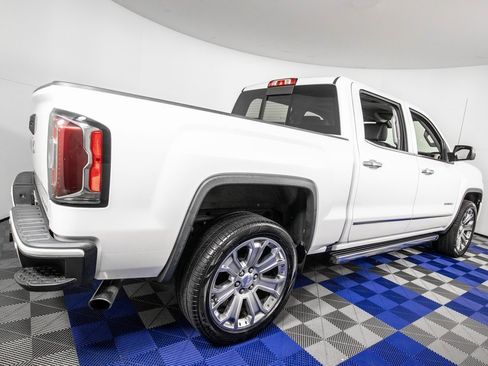 Used 2018 GMC Sierra 1500 Denali w/ Denali Ultimate Package image 3