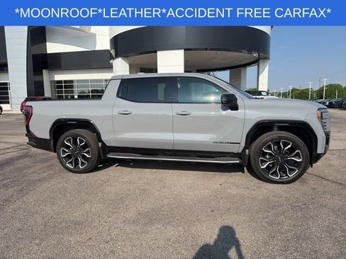 Used 2025 GMC Sierra EV Denali AWD/4WD image 15