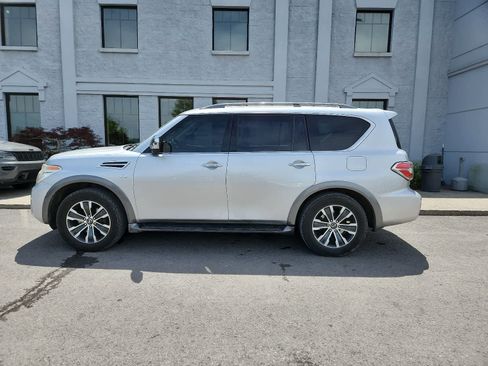 Used 2018 Nissan Armada SL RWD image 2