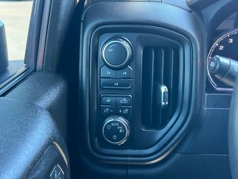 Used 2024 Chevrolet Silverado 2500 Custom w/ Custom Value Package image 20