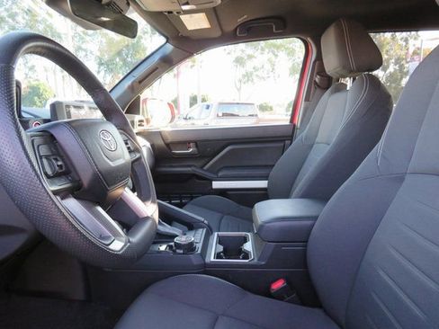 Certified 2024 Toyota Tacoma TRD Off-Road image 19