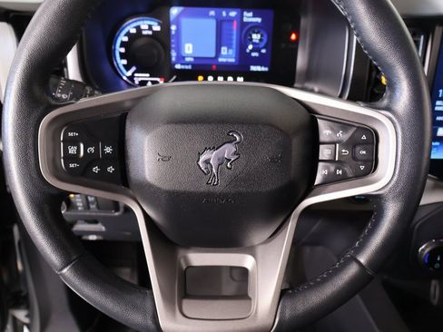 Used 2022 Ford Bronco Badlands w/ Sasquatch Package image 3