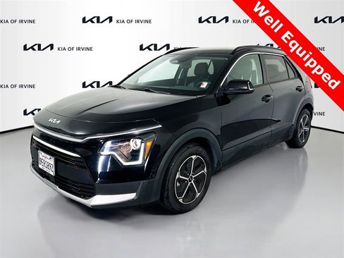 Used 2023 Kia Niro EX image 4