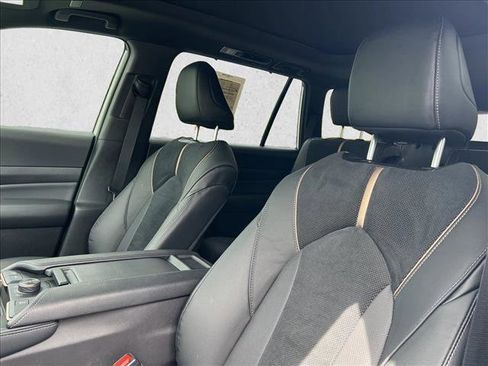 Certified 2025 Toyota Grand Highlander AWD Hybrid image 16