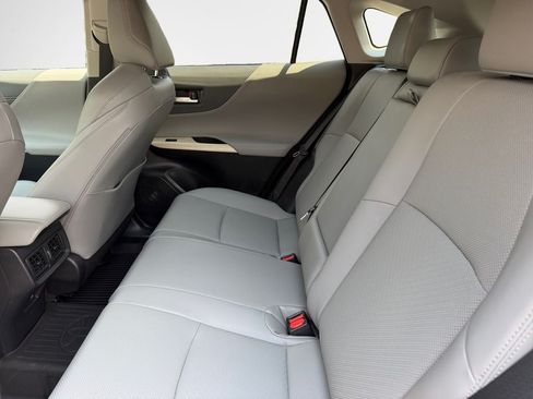 Certified 2023 Toyota Venza Limited AWD/4WD image 14