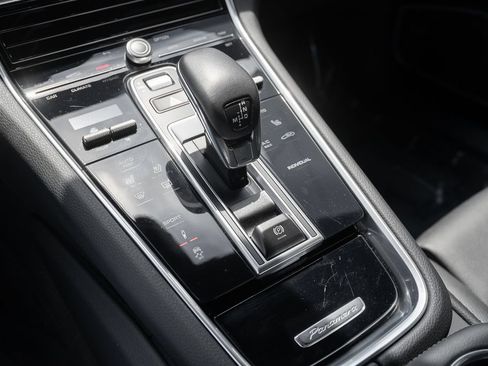 Used 2023 Porsche Panamera Platinum Edition RWD image 34