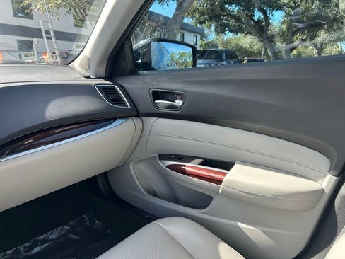 Used 2017 Acura TLX V6 w/ Technology Package FWD image 16