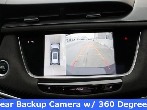 Used 2017 Cadillac XT5 Platinum image 4