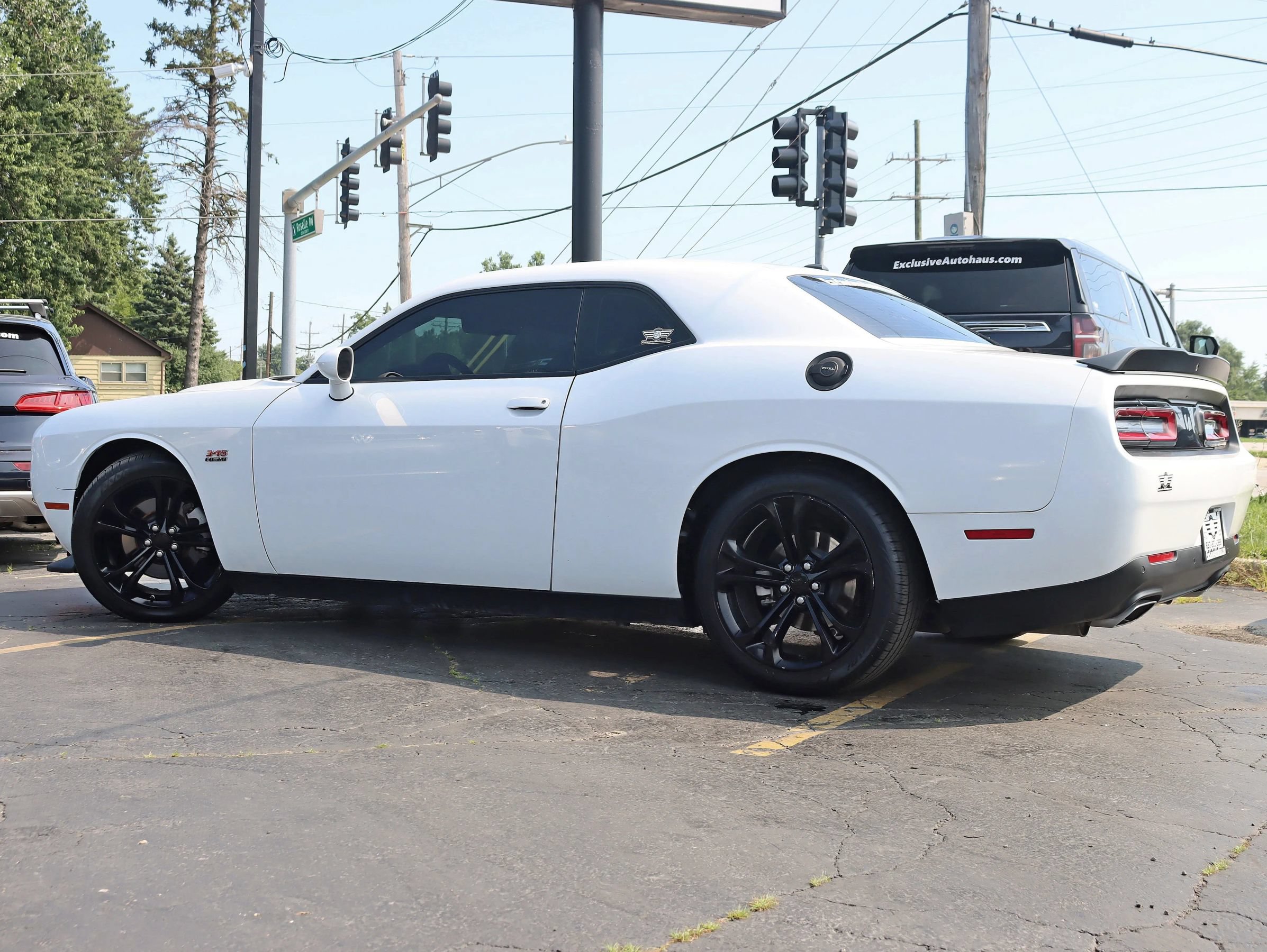 Used 2021 Dodge Challenger R/T RWD image 10