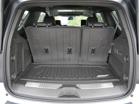 New 2026 GMC Yukon Denali w/ Denali Reserve Package image 5