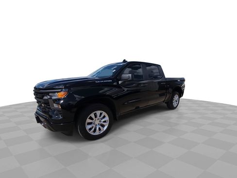 Used 2024 Chevrolet Silverado 1500 Custom RWD image 4