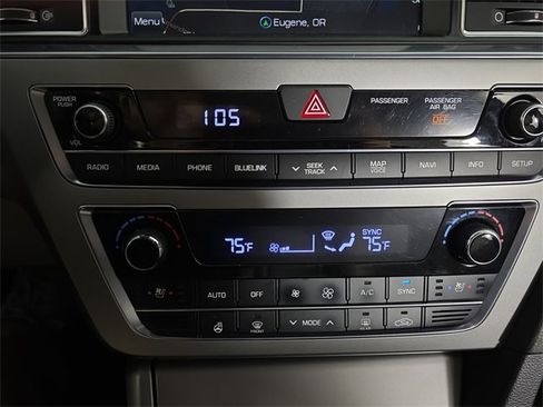 Used 2016 Hyundai Sonata Limited w/ Option Group 04 image 15