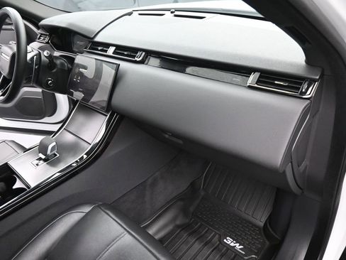 Used 2024 Land Rover Range Rover Velar Dynamic SE image 8